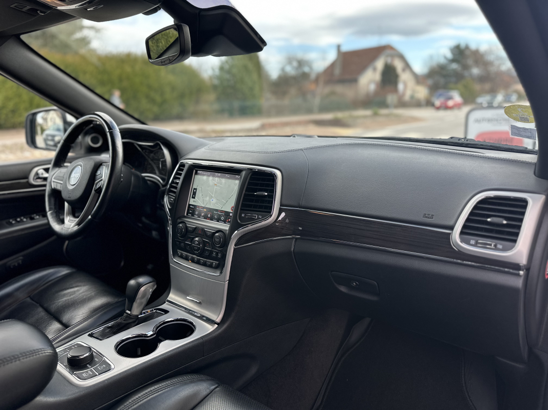 Jeep Grand Cherokee — 37
