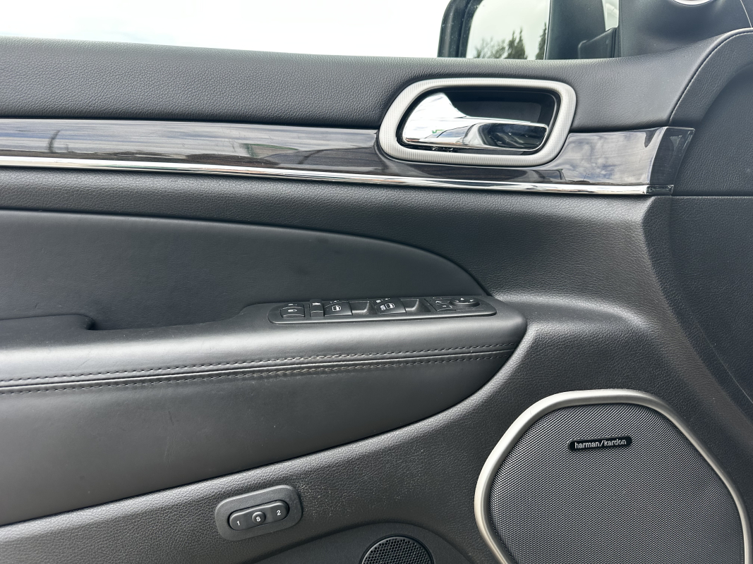 Jeep Grand Cherokee — 34
