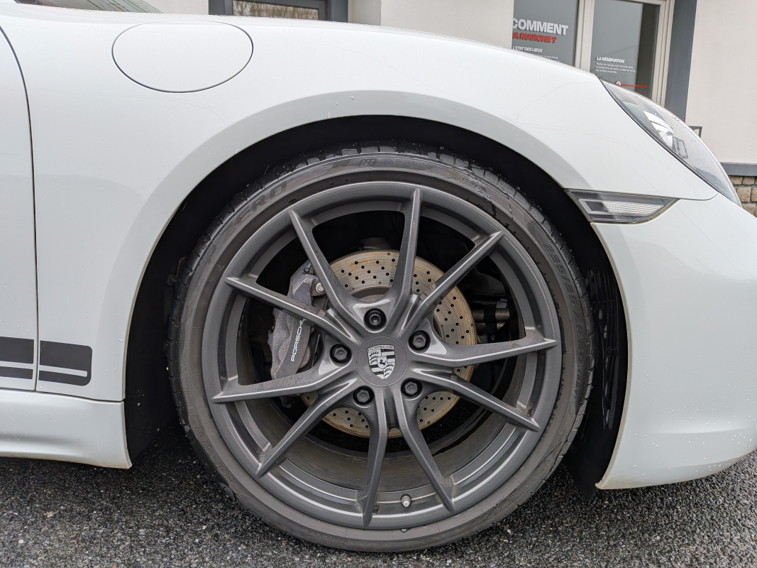 Porsche Boxster — 15