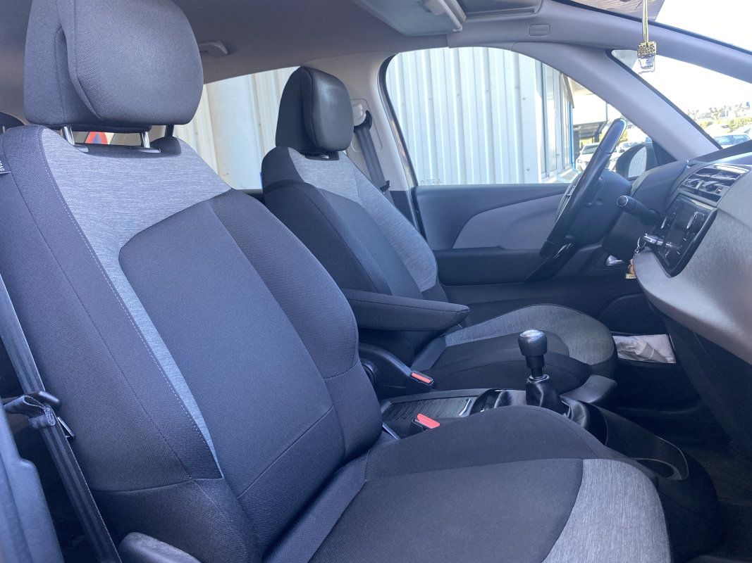 Citroen C4 Picasso — 19