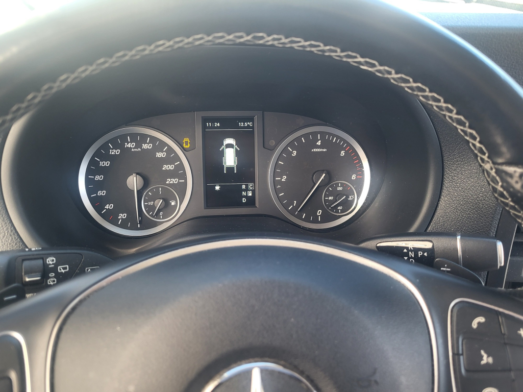 Mercedes Vito — 19