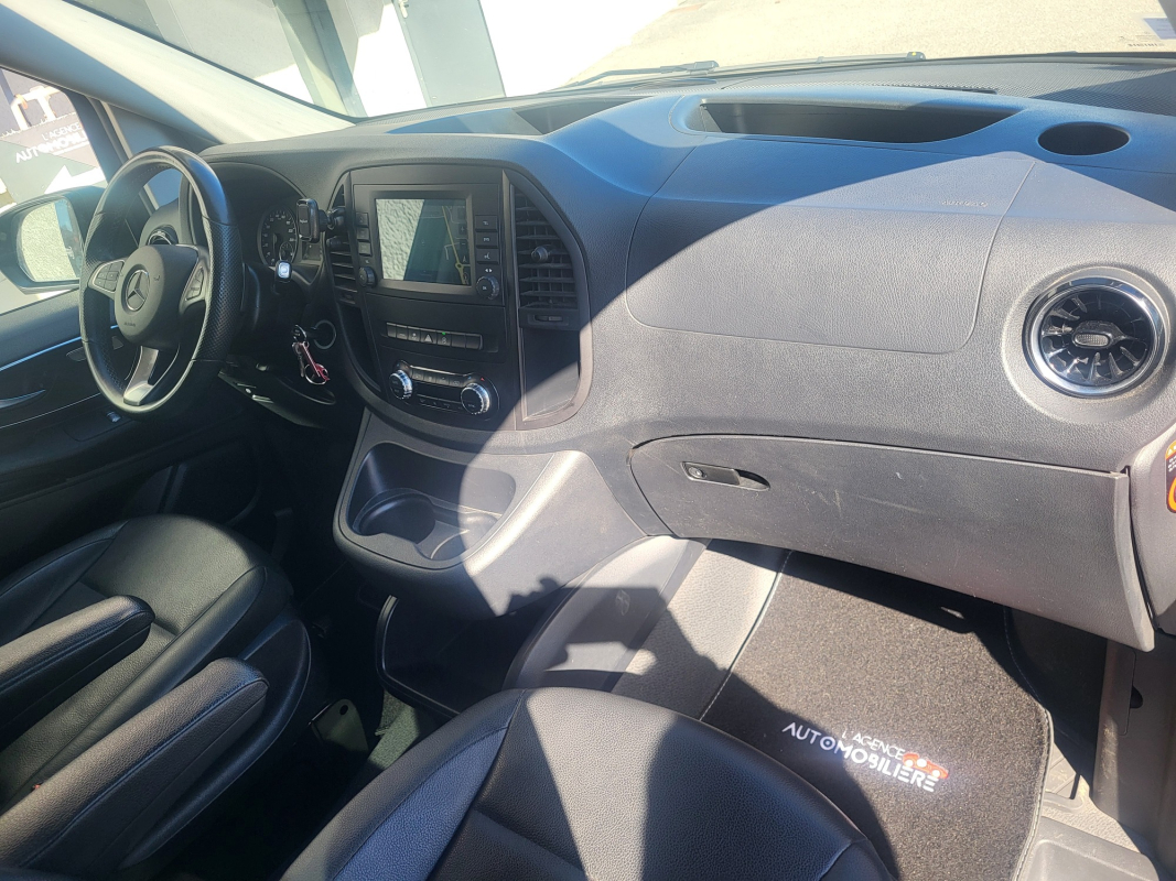 Mercedes Vito — 16