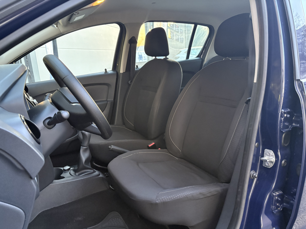 Dacia Sandero — 3