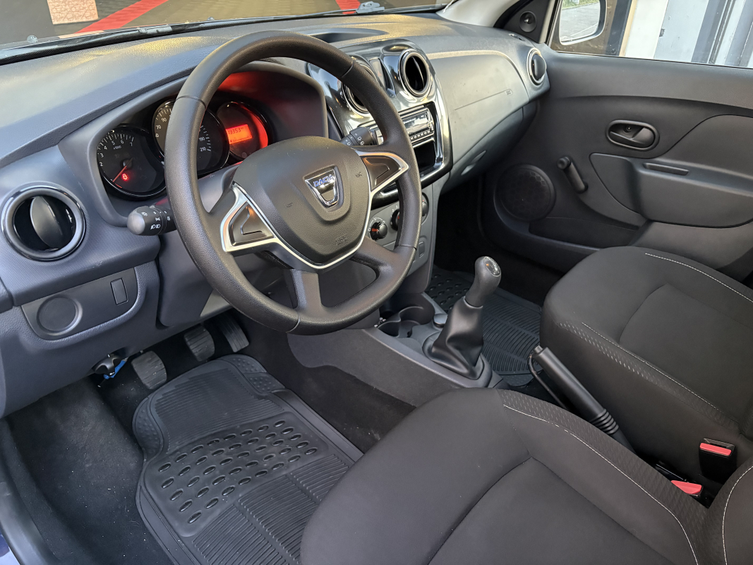 Dacia Sandero — 4