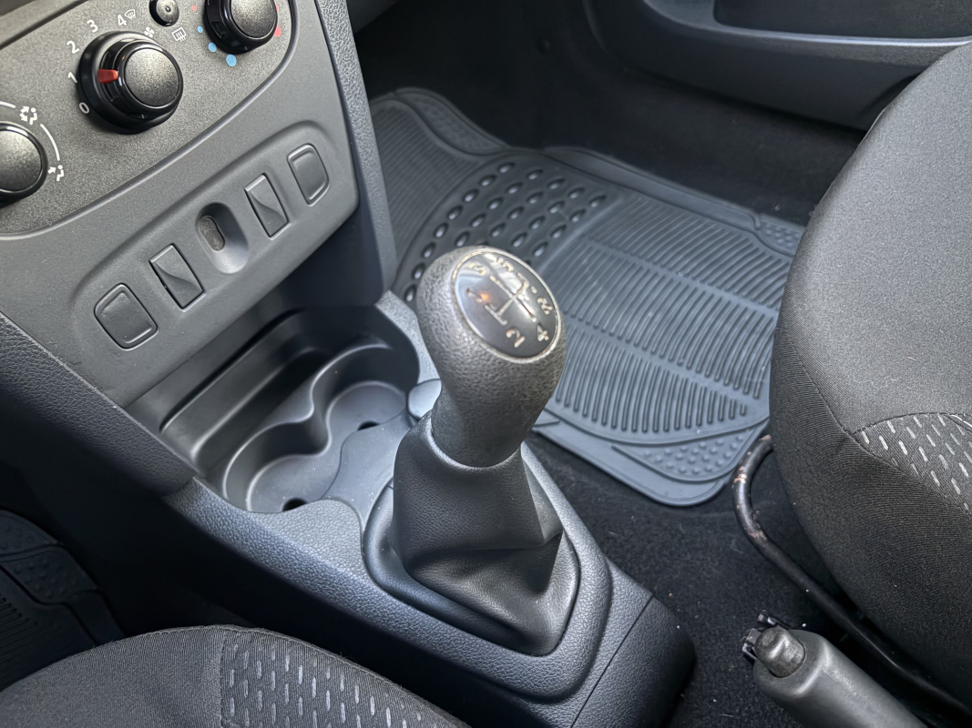 Dacia Sandero — 16