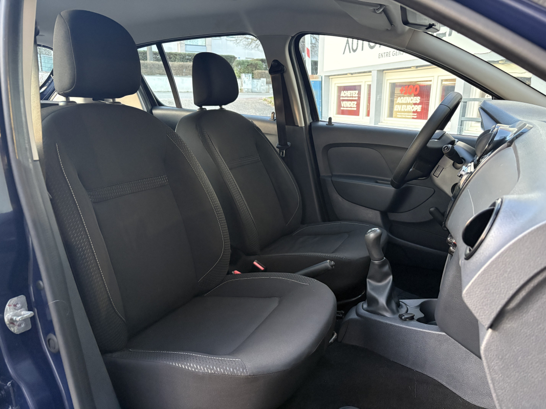 Dacia Sandero — 14