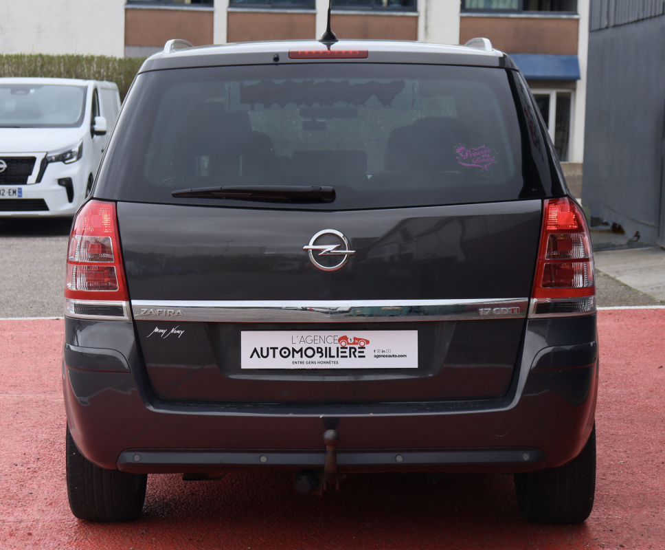 Opel Zafira — 6
