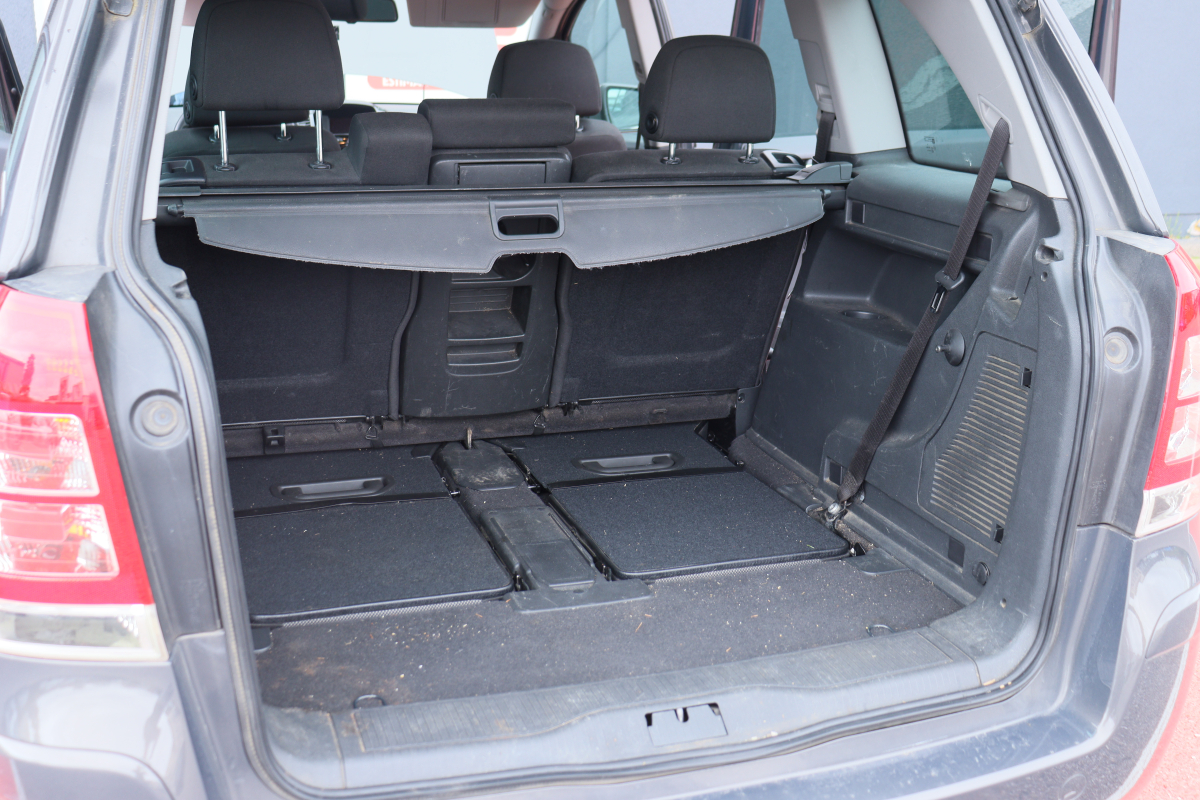 Opel Zafira — 19