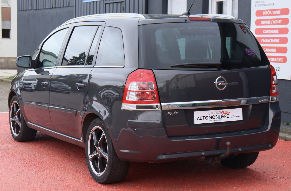 Opel Zafira — 7