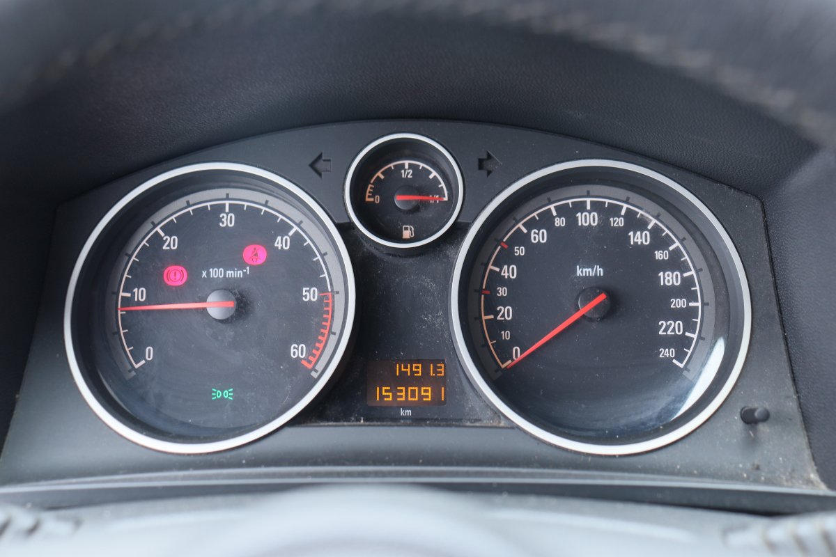 Opel Zafira — 23