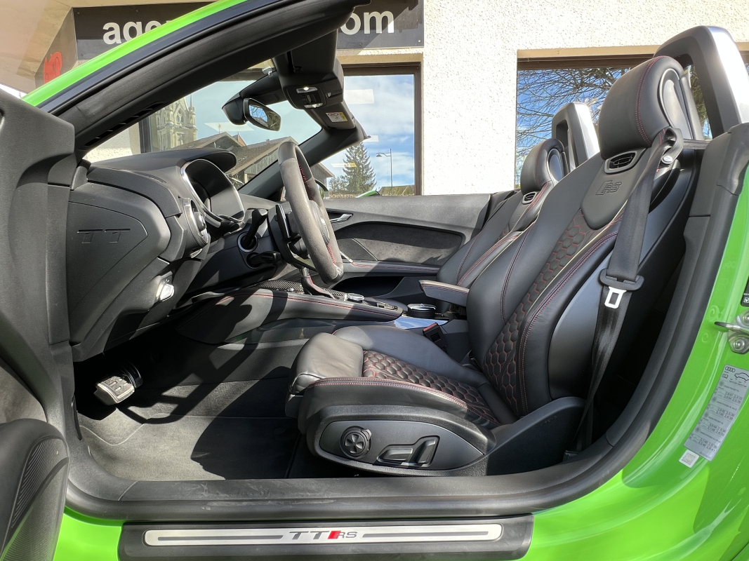 Audi TT RS — 12