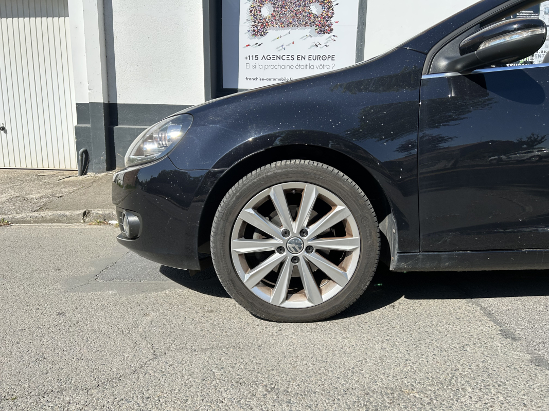 Volkswagen Golf — 7