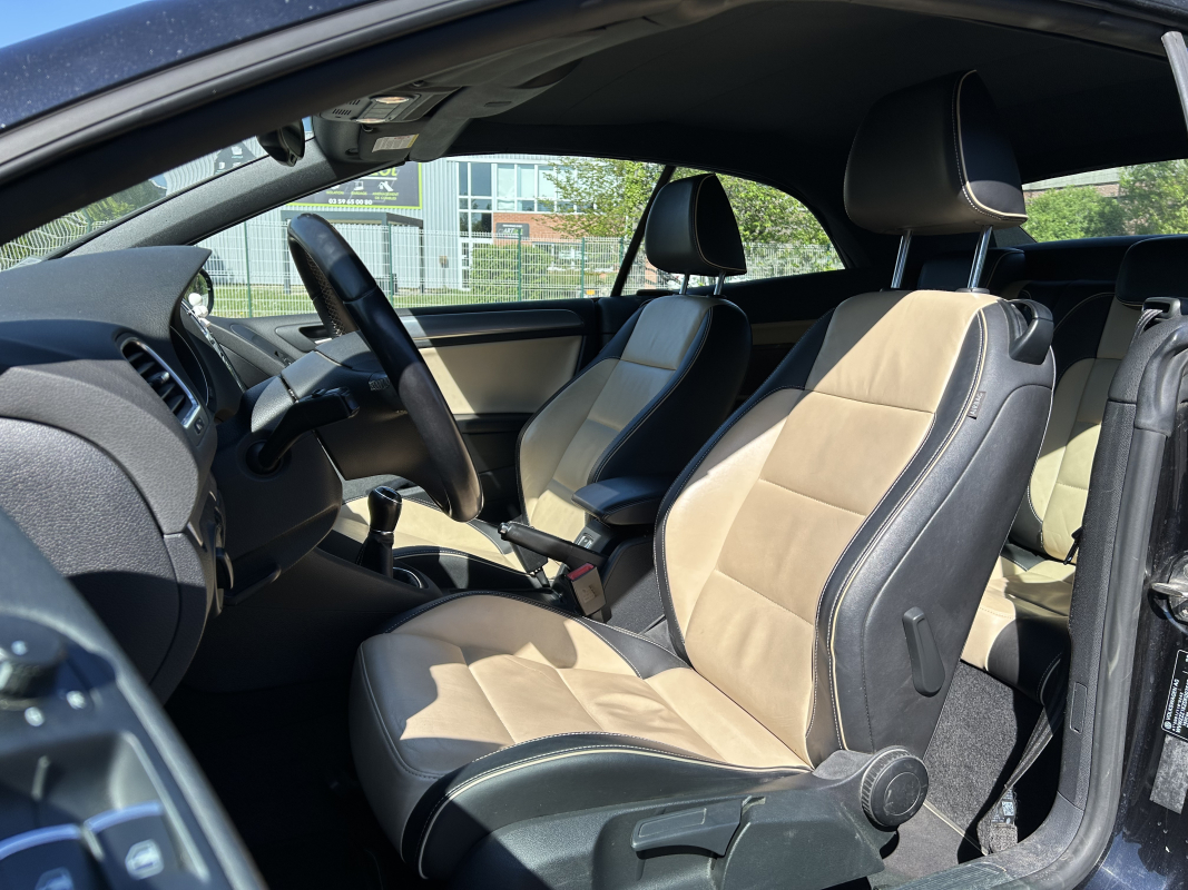 Volkswagen Golf — 19