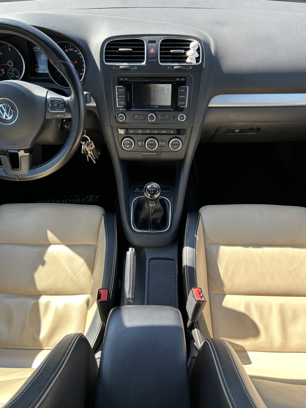 Volkswagen Golf — 28