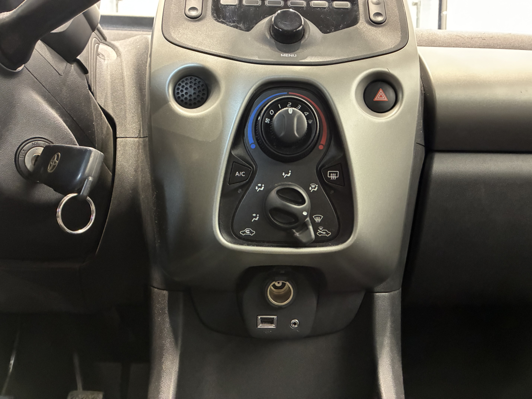 Toyota Aygo — 25