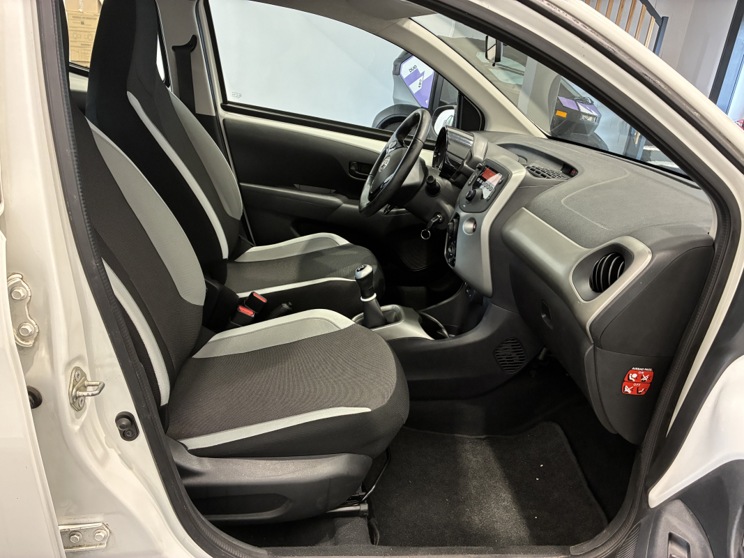 Toyota Aygo — 19