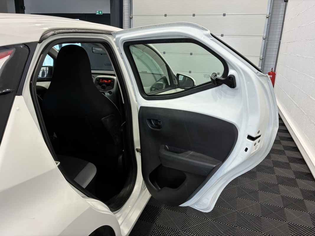 Toyota Aygo — 14