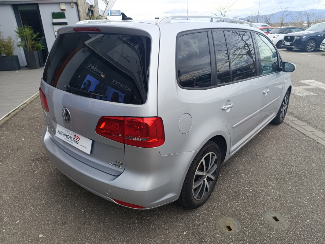 Volkswagen Touran — 7