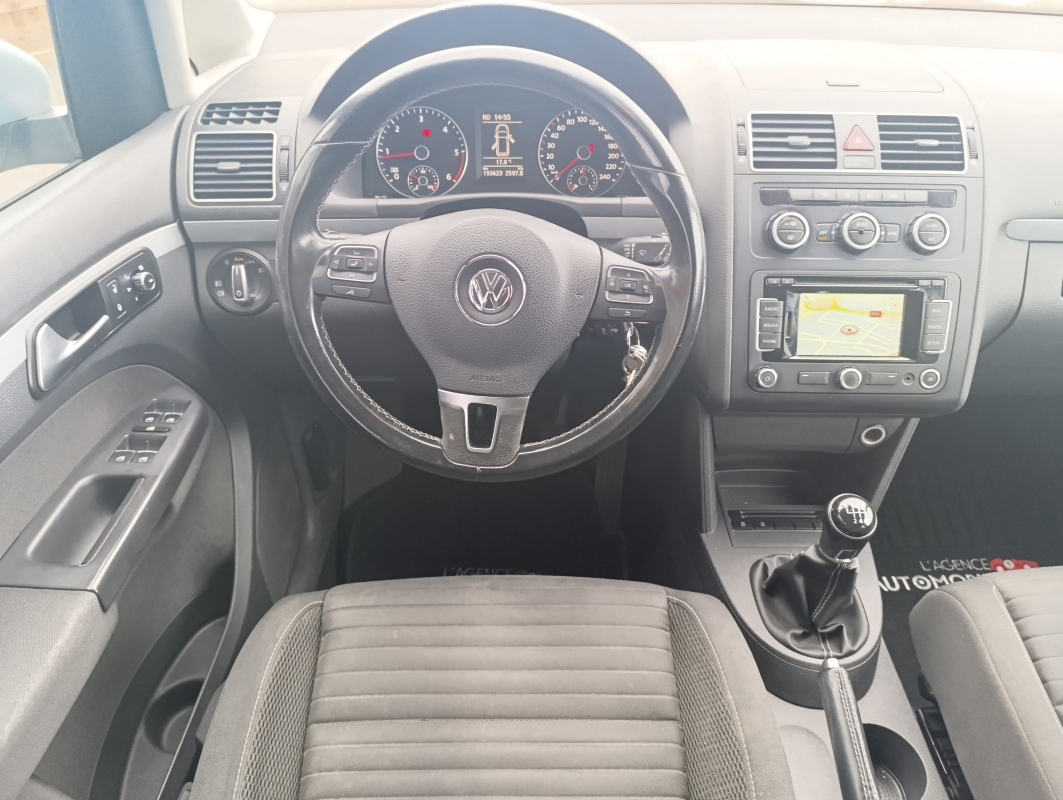 Volkswagen Touran — 19