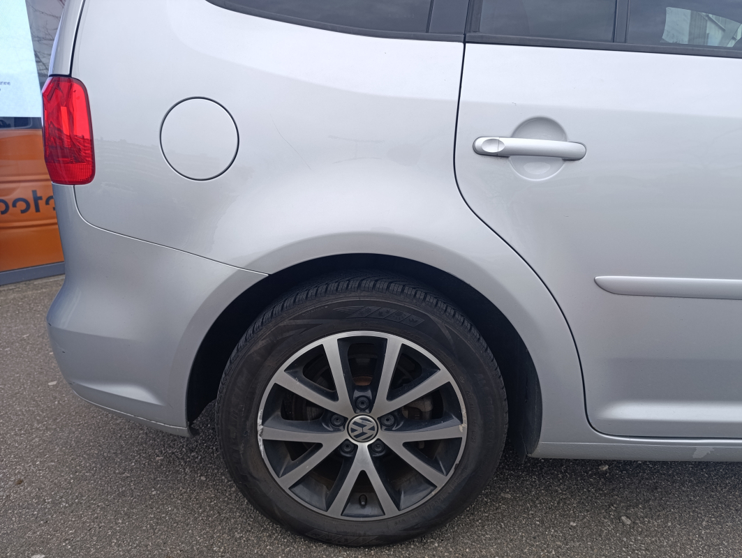 Volkswagen Touran — 34