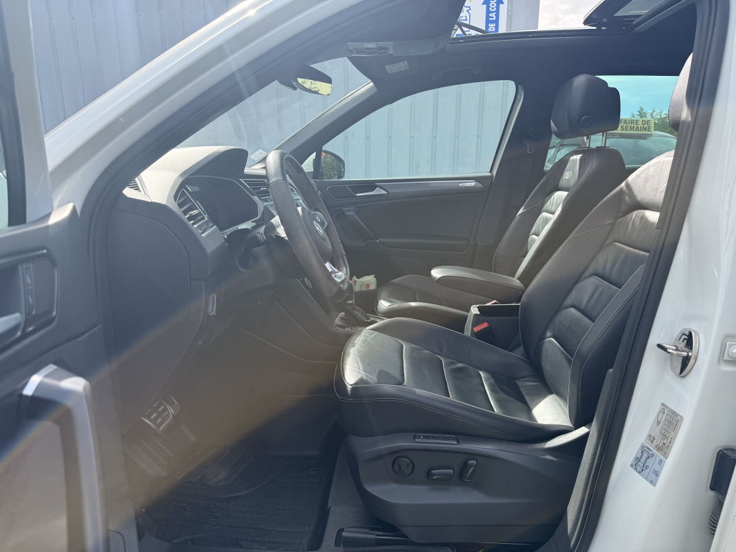 Volkswagen Tiguan — 11