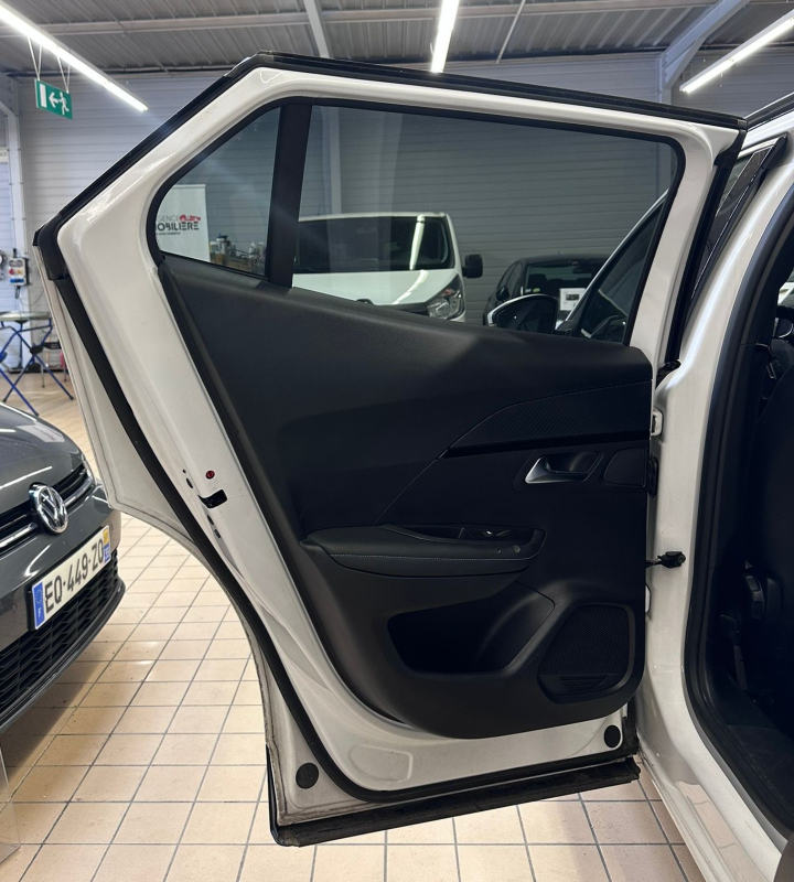 Peugeot 2008 — 27