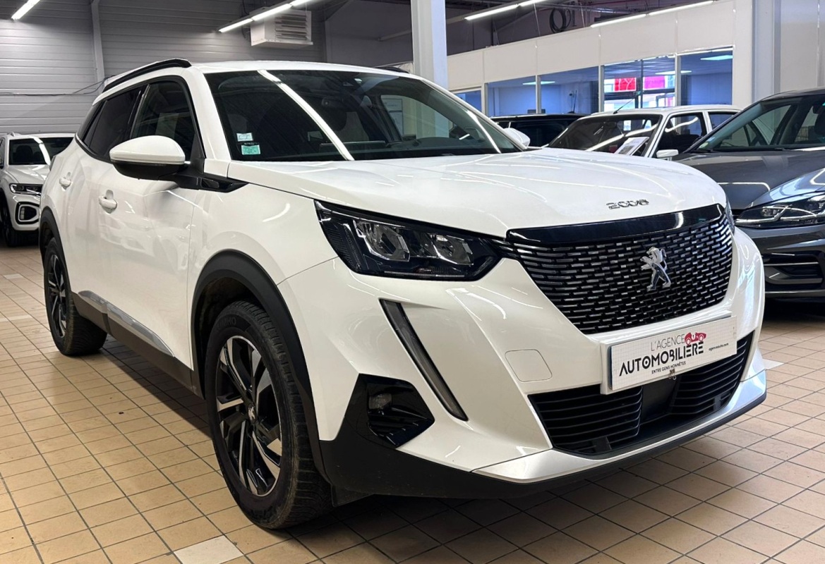 Peugeot 2008 — 4