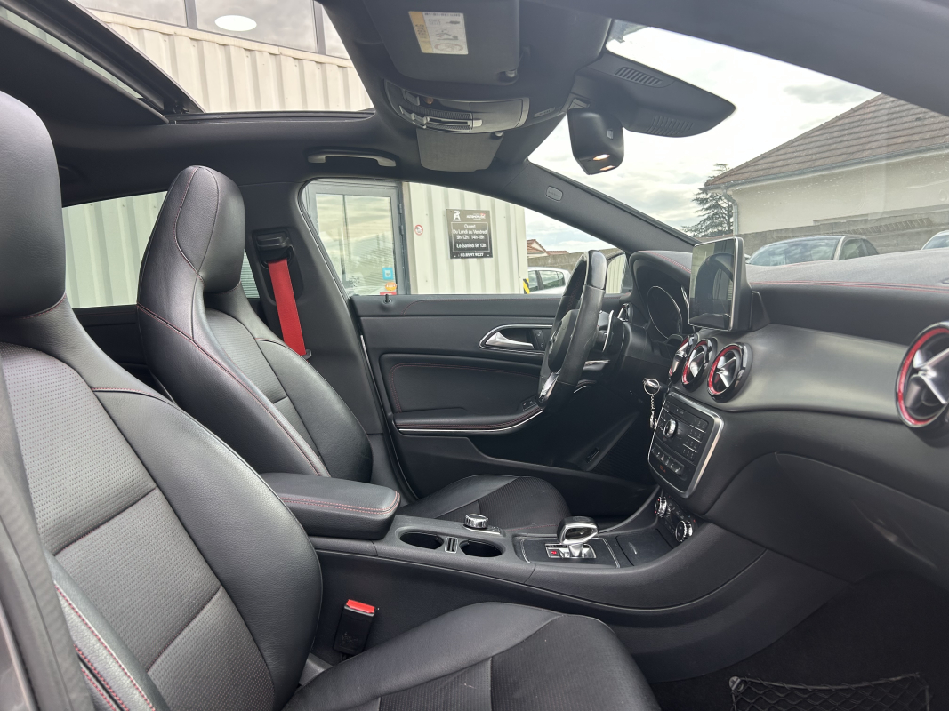 Mercedes Classe CLA — 10
