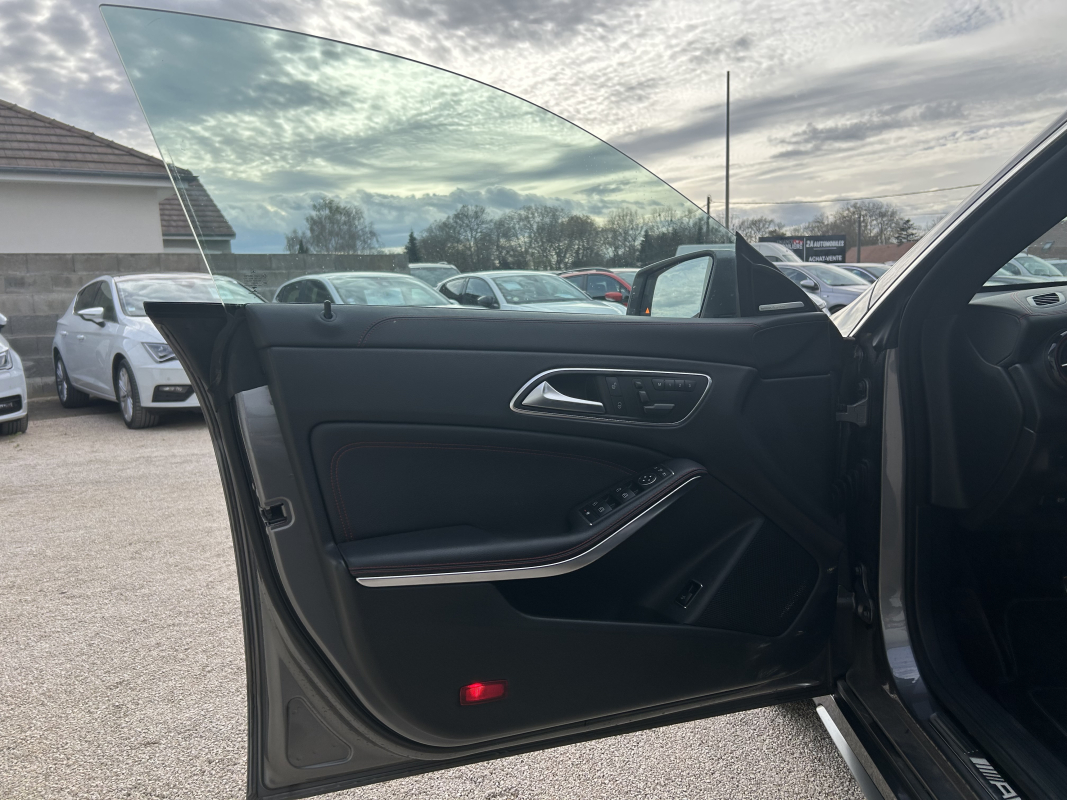Mercedes Classe CLA — 34