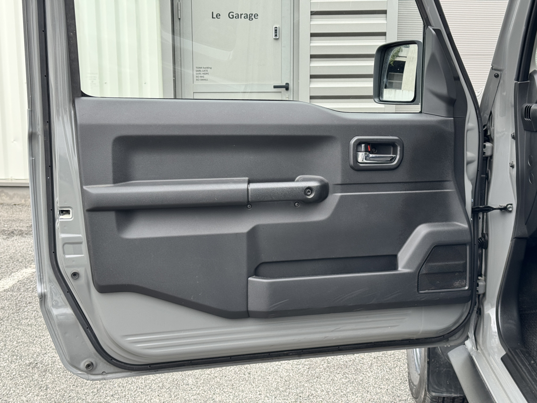 Suzuki Jimny — 30
