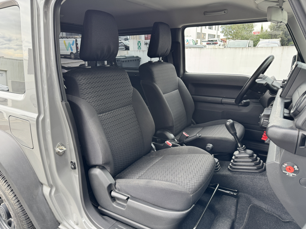 Suzuki Jimny — 13