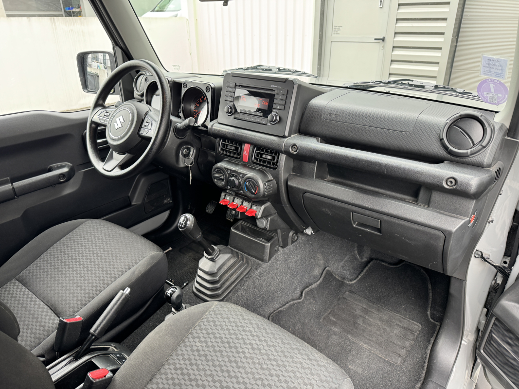 Suzuki Jimny — 11