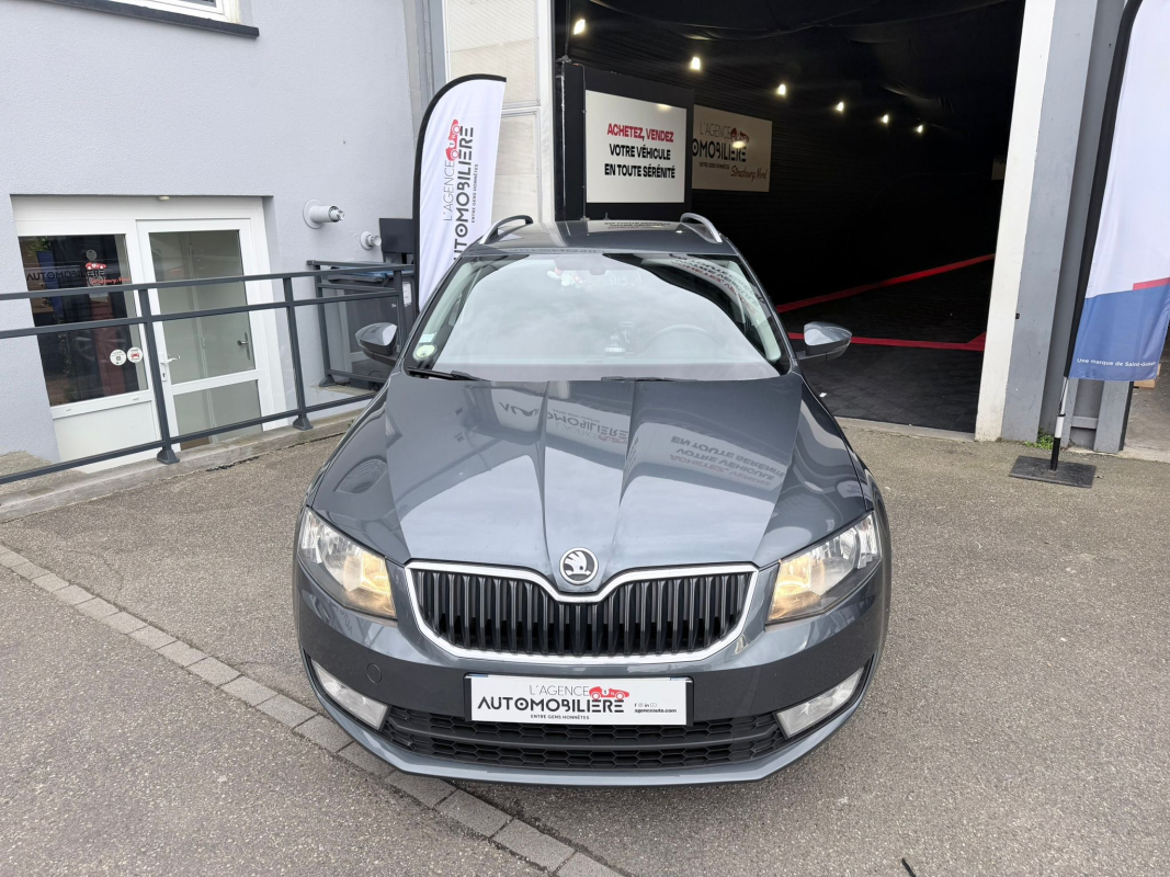 Skoda Octavia Combi — 26
