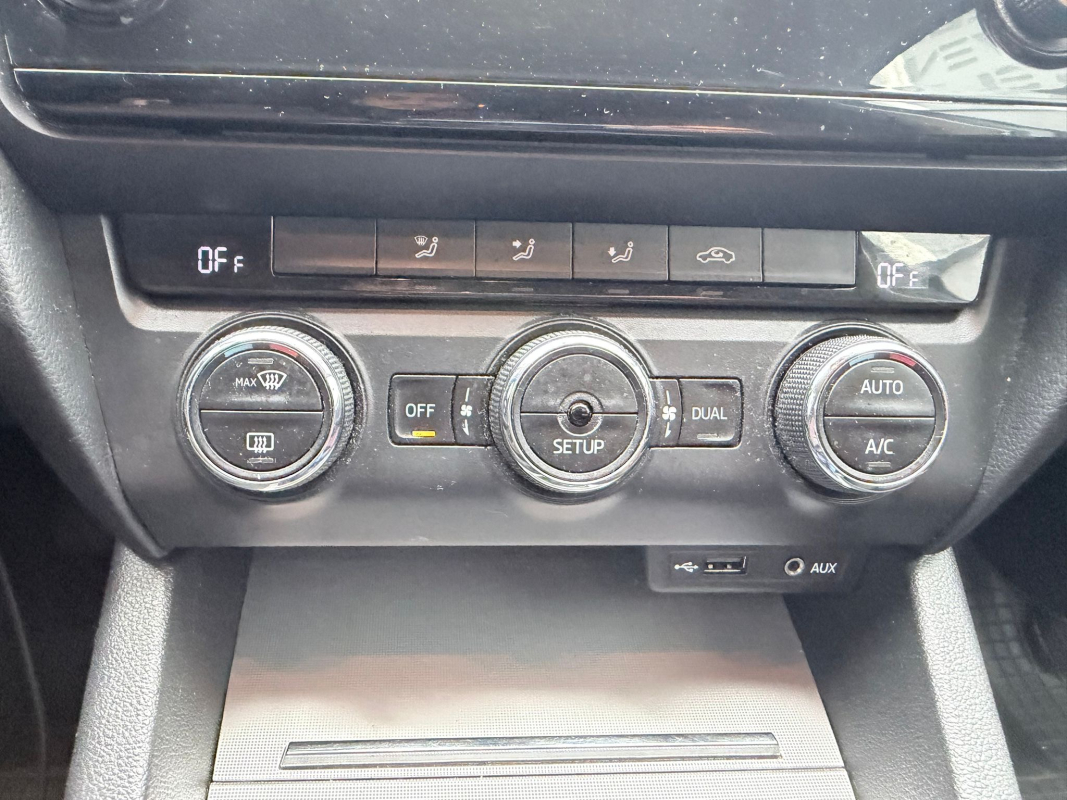 Skoda Octavia Combi — 11