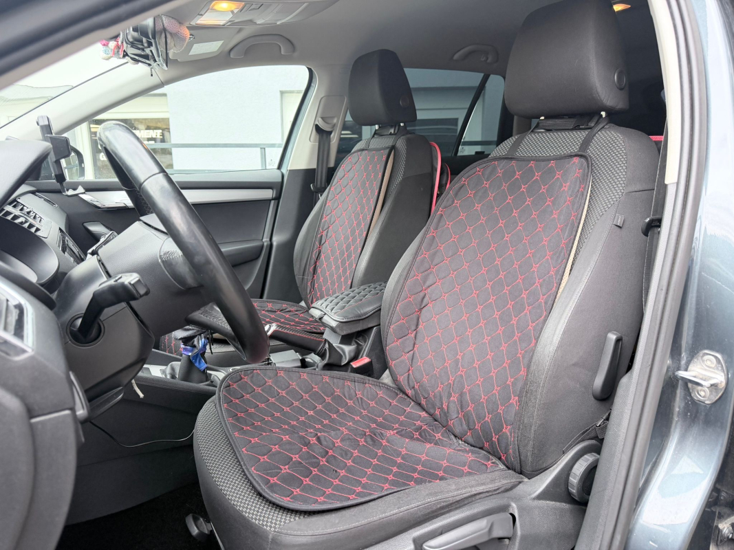 Skoda Octavia Combi — 4