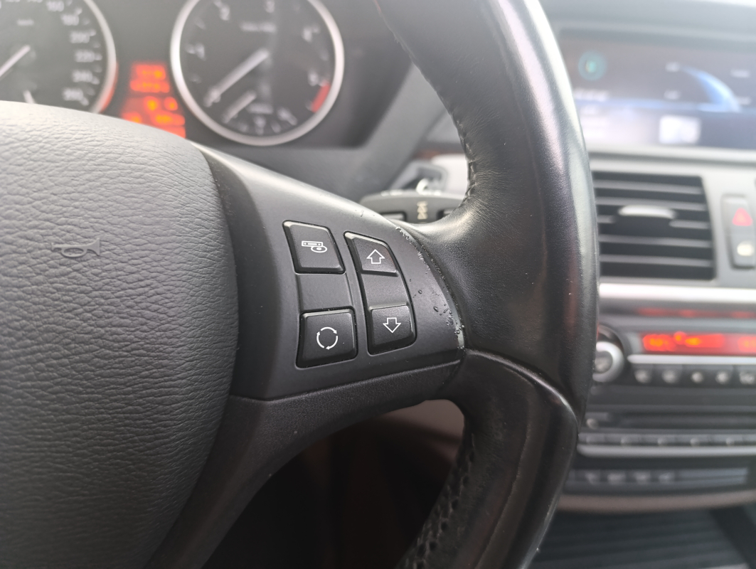Bmw X5 — 24