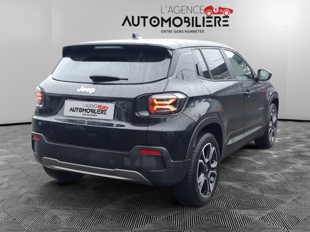 Jeep Avenger — 4