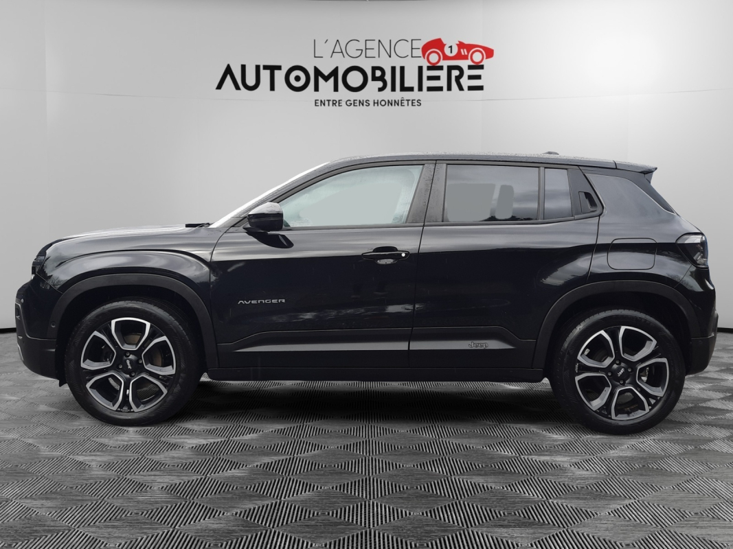 Jeep Avenger — 8
