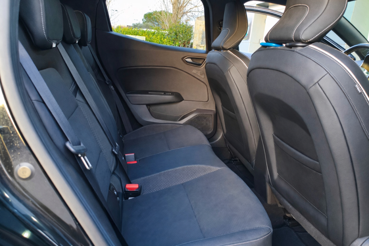 Renault Clio — 20