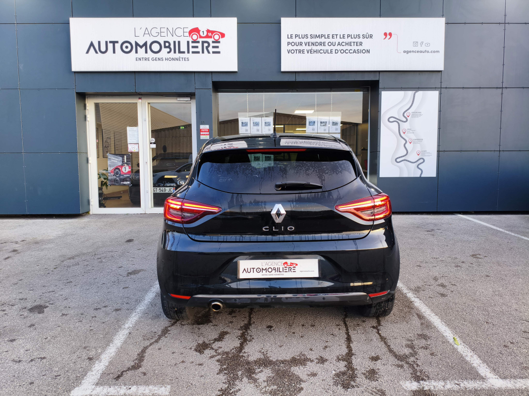 Renault Clio — 5