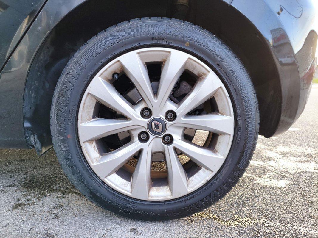 Renault Clio — 31