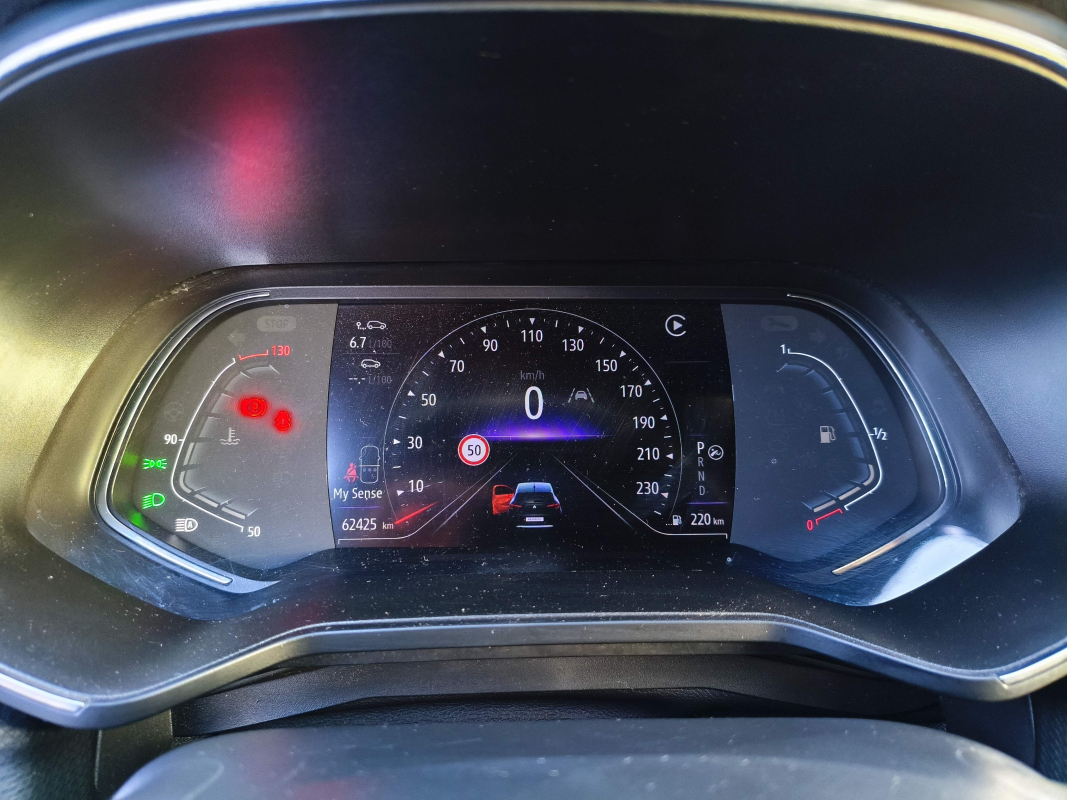 Renault Clio — 12