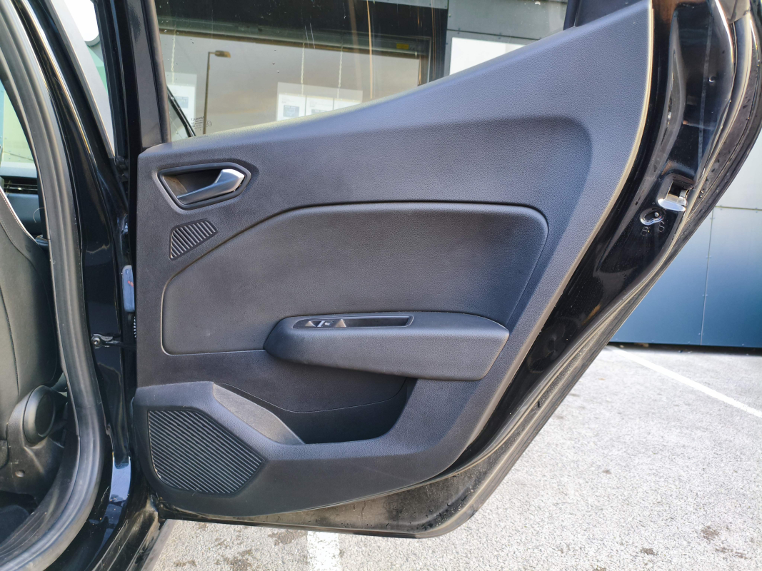 Renault Clio — 27