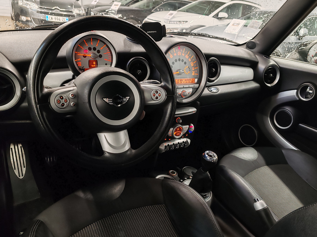 Mini Cooper — 10