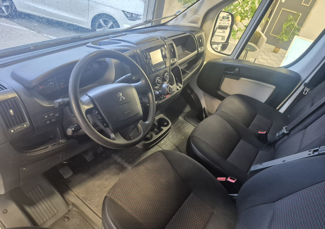 Peugeot Boxer — 10