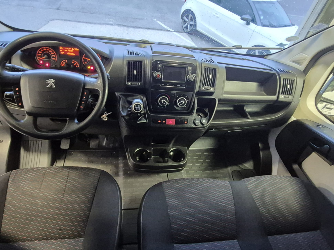 Peugeot Boxer — 16