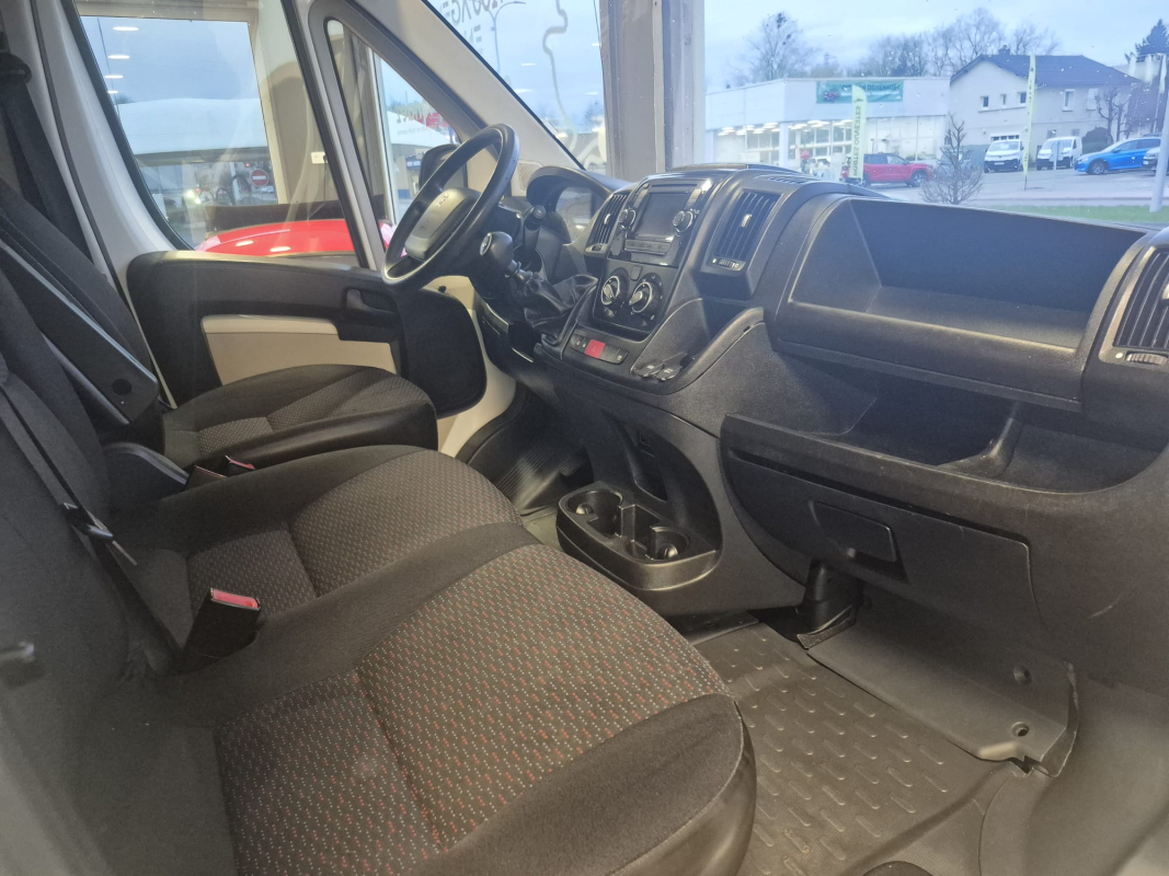 Peugeot Boxer — 14