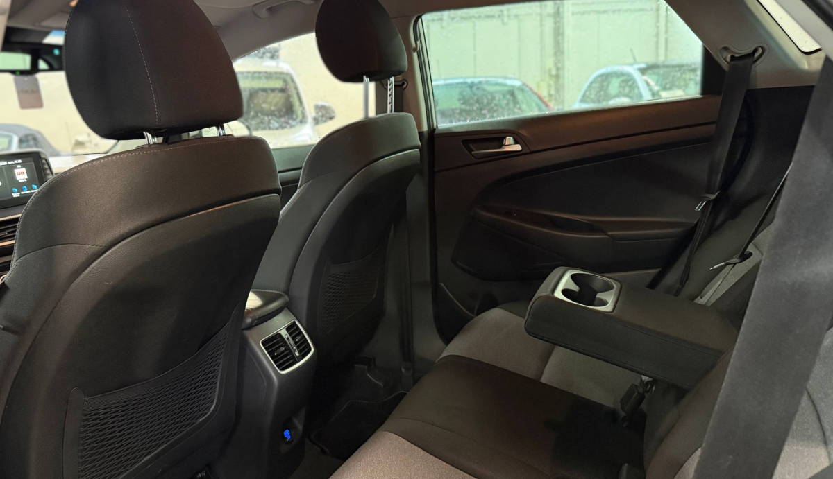 Hyundai Tucson — 17