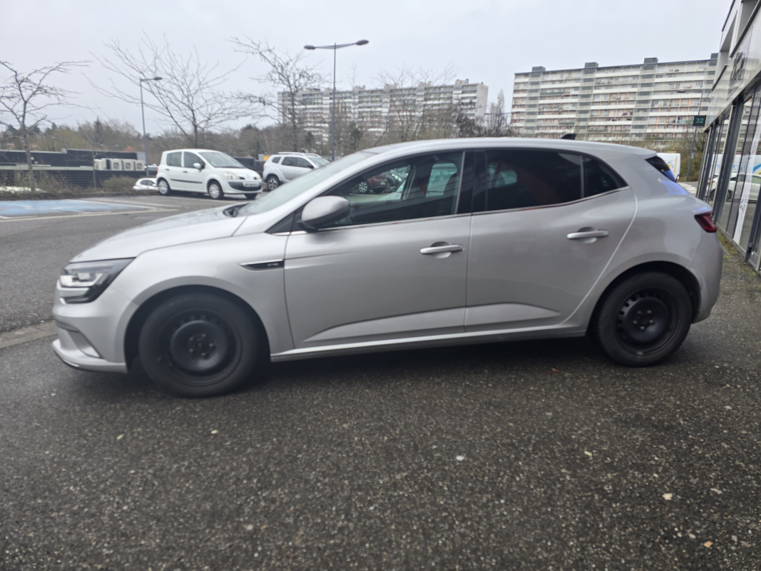Renault Megane — 7