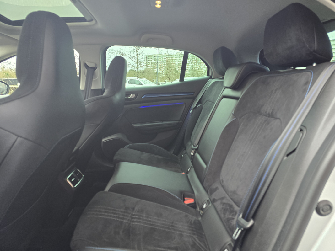 Renault Megane — 17
